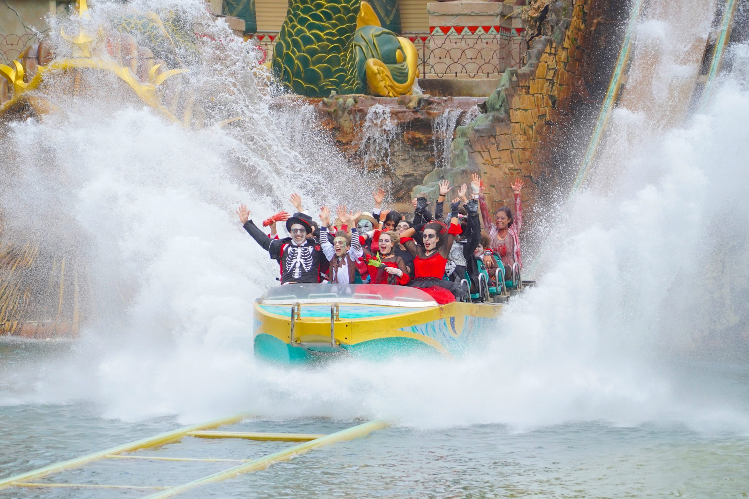 I Parchi Divertimento del Lago di Garda | Garda Lake’s Amusement Parks