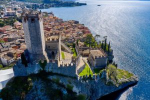 Tour dei castelli del Lago di Garda | Tour of Garda Lake Castles