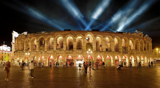 ARENA OPERA FESTIVAL A VERONA